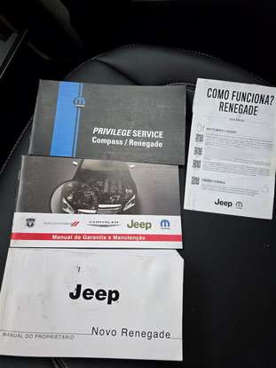 JEEP-RENEGADE-2021