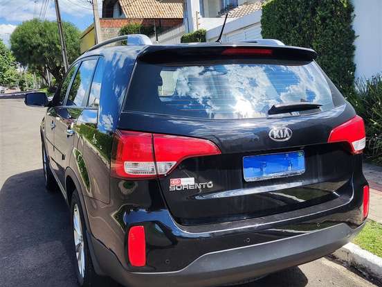 KIA-SORENTO-2.4 16V GASOLINA EX AUTOMÁTICO KIA-SORENTO-2014
