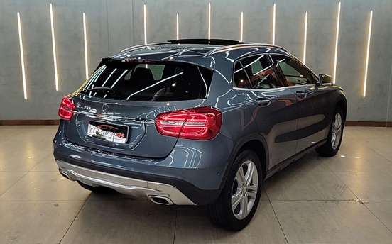 MERCEDES-BENZ-GLA 200-1.6 CGI VISION 16V TURBO FLEX 4P AUTOMÁTICO MERCEDES-BENZ-GLA 200-2015