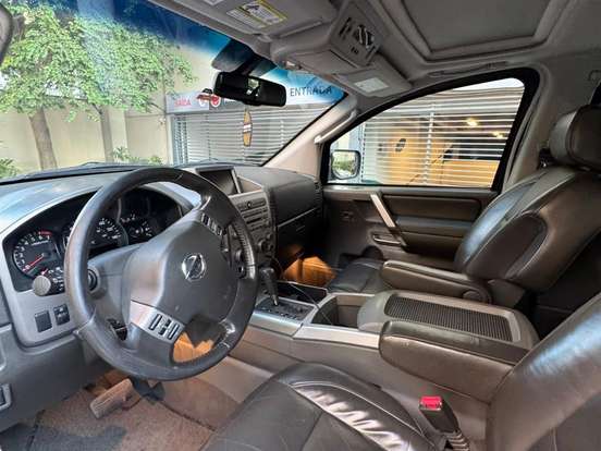NISSAN-ARMADA-5.6 LE 4X4 V8 32V GASOLINA 4P AUTOMÁTICO NISSAN-ARMADA-2006