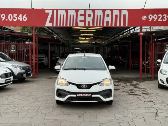 TOYOTA ETIOS 1.5 X PLUS 16V FLEX 4P MANUAL TOYOTA ETIOS 1.5 X PLUS 16V FLEX 4P MANUAL