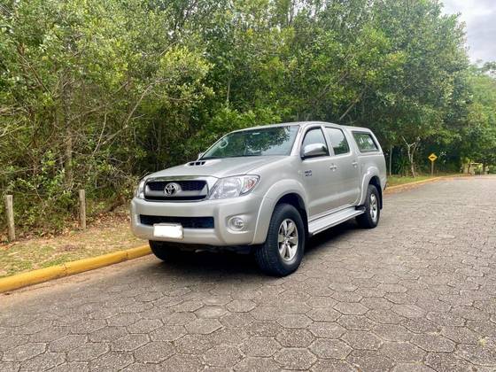 TOYOTA HILUX 3.0 SRV 4X4 CD 16V TURBO INTERCOOLER DIESEL 4P AUTOMÁTICO