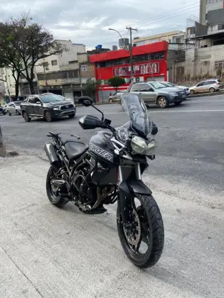 TRIUMPH TIGER 800 XRT 
