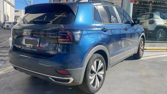 VOLKSWAGEN T-CROSS 1.0 200 TSI TOTAL FLEX COMFORTLINE AUTOMÁTICO