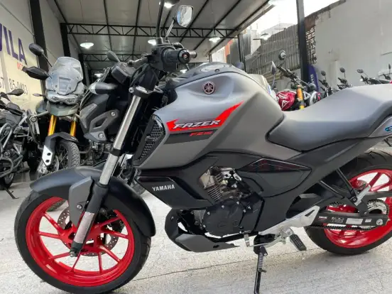 YAMAHA-FZ15 FAZER CONNECTED ABS-2025