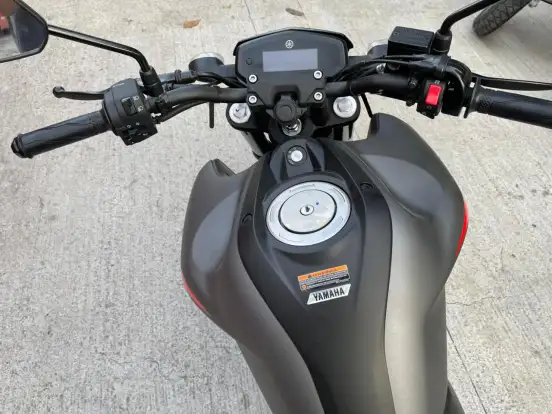 YAMAHA-FZ15 FAZER CONNECTED ABS-2025