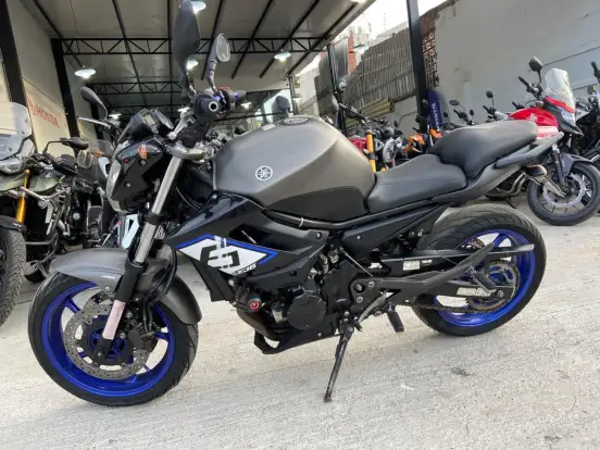 YAMAHA-XJ6 N ABS-2014