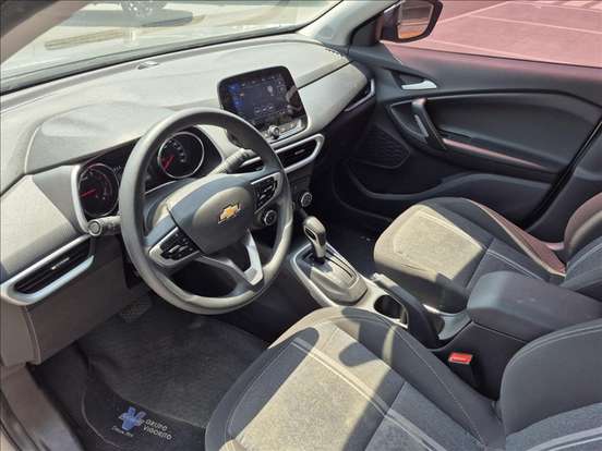 CHEVROLET-TRACKER-2023