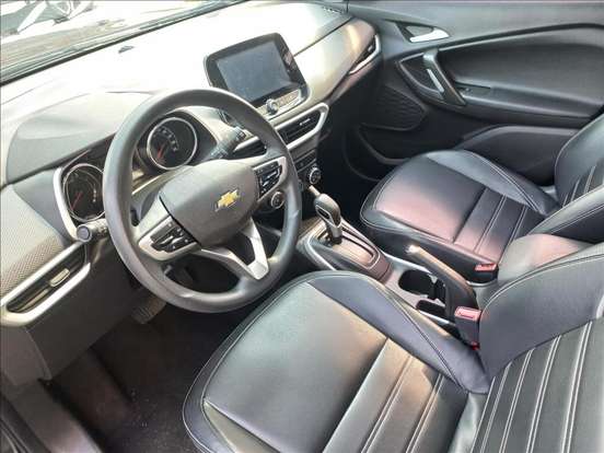 CHEVROLET-TRACKER-2023