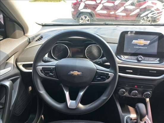 CHEVROLET-TRACKER-2023
