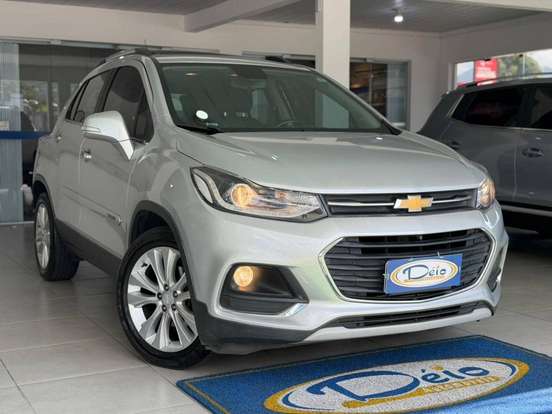 CHEVROLET-TRACKER-2018