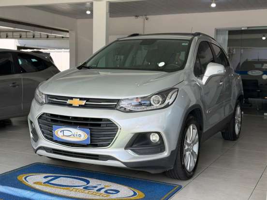 CHEVROLET-TRACKER-2018