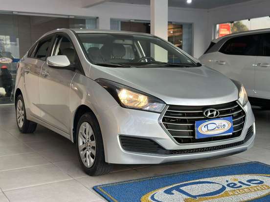 HYUNDAI-HB20S-2017