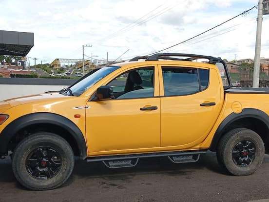 MITSUBISHI-L200 SAVANA-3.2 4X4 16V OFF TURBO INTERCOOLER DIESEL 4P MANUAL MITSUBISHI-L200 SAVANA-2015