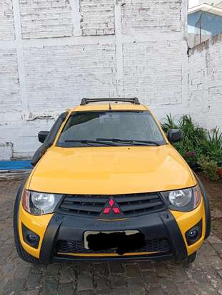 MITSUBISHI-L200 SAVANA-2015