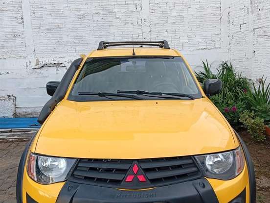 MITSUBISHI-L200 SAVANA-3.2 4X4 16V OFF TURBO INTERCOOLER DIESEL 4P MANUAL MITSUBISHI-L200 SAVANA-2015