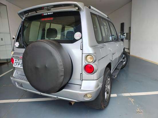 MITSUBISHI-PAJERO TR4-2008