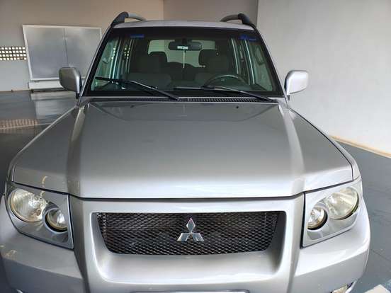 MITSUBISHI-PAJERO TR4-2008