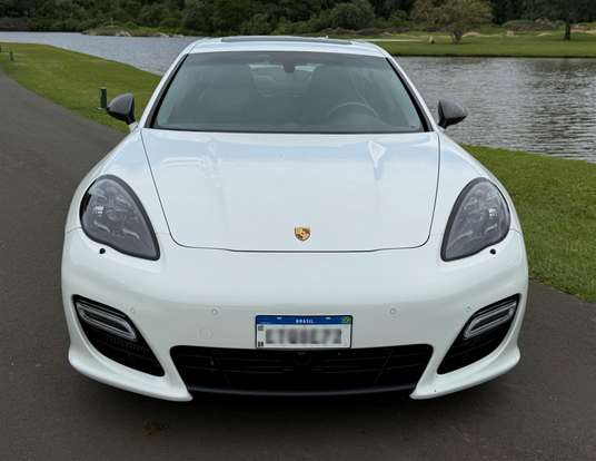 PORSCHE-PANAMERA-2012