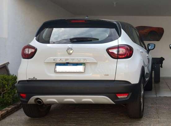 RENAULT-CAPTUR-2021