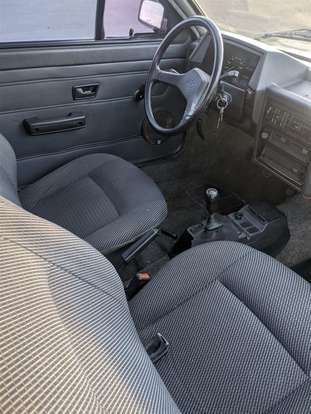 VOLKSWAGEN-GOL-1993