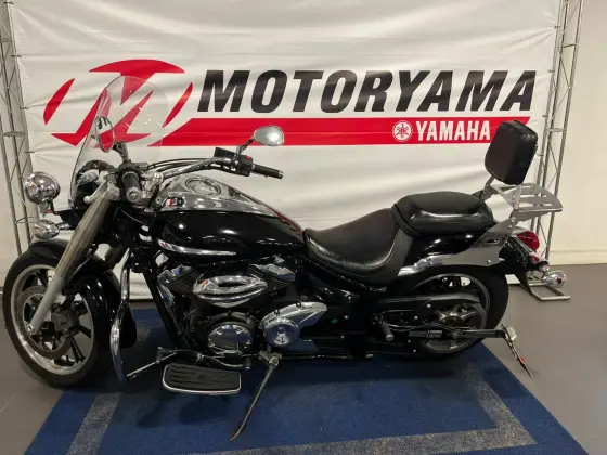 YAMAHA XVS950A MIDNIGHT STAR 
