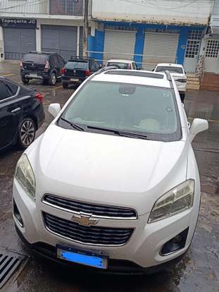 CHEVROLET-TRACKER-2015