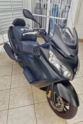 DAFRA MAXSYM 400i 