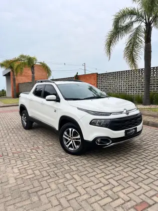 FIAT TORO 2.0 16V TURBO DIESEL FREEDOM 4WD AT9 FIAT TORO 2.0 16V TURBO DIESEL FREEDOM 4WD AT9