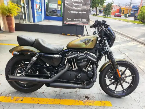 HARLEY-DAVIDSON SPORTSTER IRON 883 HARLEY-DAVIDSON SPORTSTER IRON 883