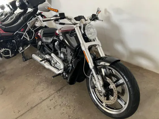 HARLEY-DAVIDSON V-ROD MUSCLE 