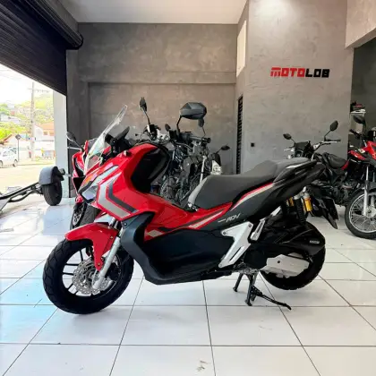 HONDA ADV 
