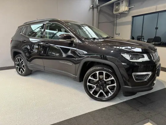 JEEP COMPASS 2.0 16V FLEX LIMITED AUTOMÁTICO JEEP COMPASS 2.0 16V FLEX LIMITED AUTOMÁTICO