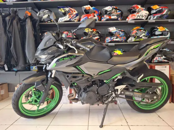 KAWASAKI Z500 KAWASAKI Z500