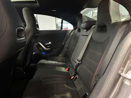 MERCEDES-BENZ-CLA 200-2023