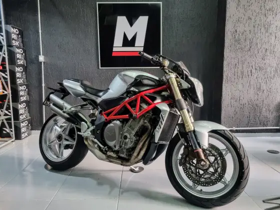 MV AGUSTA BRUTALE 910S 
