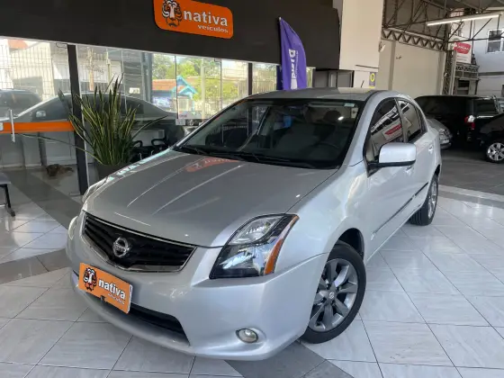 NISSAN SENTRA 2.0 S 16V FLEX 4P AUTOMÁTICO NISSAN SENTRA 2.0 S 16V FLEX 4P AUTOMÁTICO