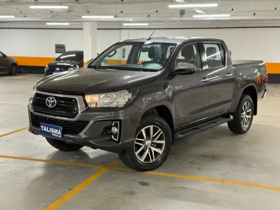 TOYOTA HILUX 2.8 SRV 4X4 CD 16V DIESEL 4P AUTOMÁTICO