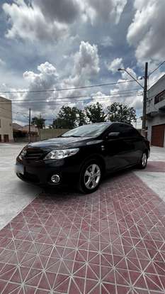 TOYOTA-COROLLA-2011
