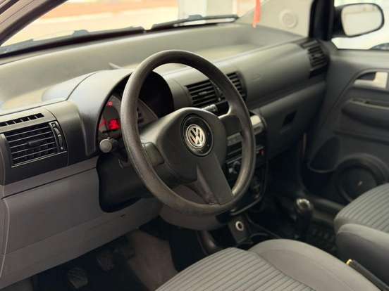 VOLKSWAGEN-SPACEFOX-2008