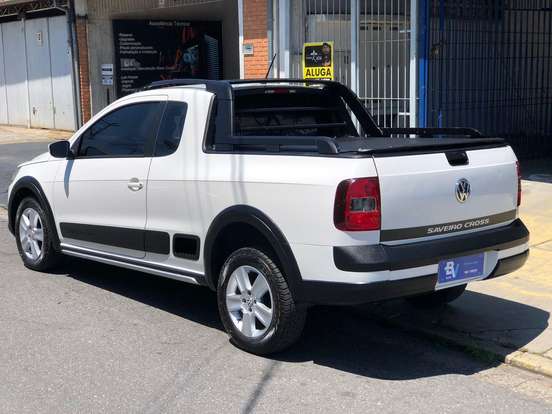 VOLKSWAGEN-SAVEIRO-2012
