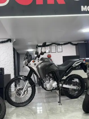 YAMAHA XTZ 250 TÉNÉRÉ 