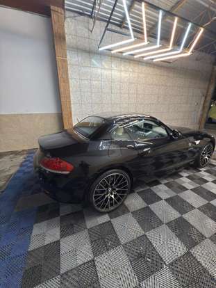 BMW-Z4-2.5 I6 GASOLINA SDRIVE23I AUTOMÁTICO BMW-Z4-2011