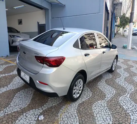 CHEVROLET-ONIX-2022
