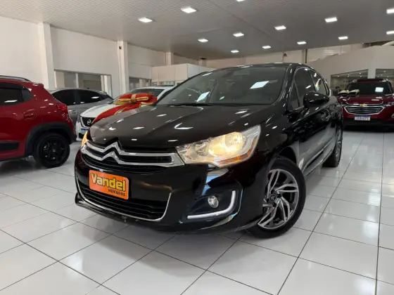 CITROËN C4 LOUNGE 1.6 EXCLUSIVE 16V TURBO GASOLINA 4P AUTOMÁTICO CITROËN C4 LOUNGE 1.6 EXCLUSIVE 16V TURBO GASOLINA 4P AUTOMÁTICO