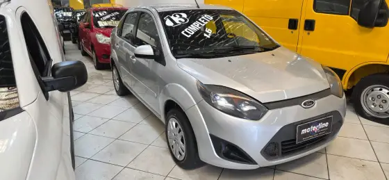 FORD FIESTA 1.6 MPI SEDAN 8V FLEX 4P MANUAL FORD FIESTA 1.6 MPI SEDAN 8V FLEX 4P MANUAL