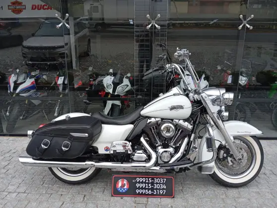 HARLEY-DAVIDSON ROAD KING CLASSIC HARLEY-DAVIDSON ROAD KING CLASSIC