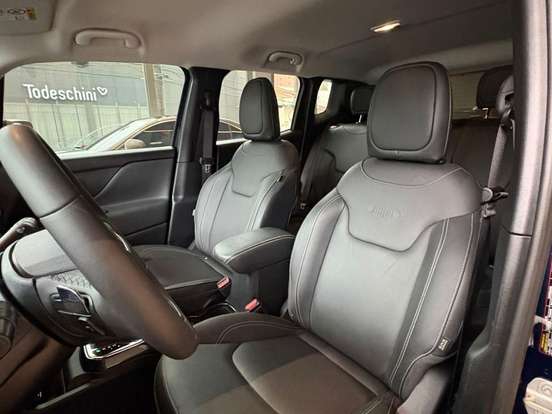 JEEP-RENEGADE-1.3 T270 TURBO FLEX NIGHT EAGLE AT6 JEEP-RENEGADE-2024