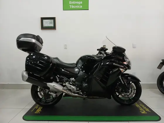 KAWASAKI CONCOURS 14 