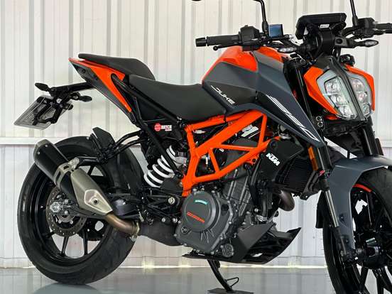 KTM-390 DUKE ABS-2024